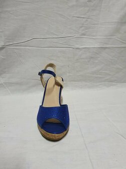 blue sandals with heel