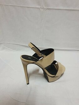 talons blanc cass&eacute;