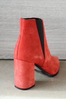 Rote Ankle Boots