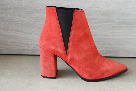 Rote Ankle Boots