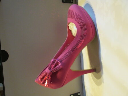 roze hakken met strik en glitter Barbie