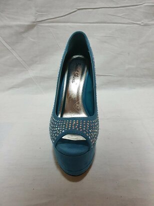 Talons aiguilles bleus avec diamants