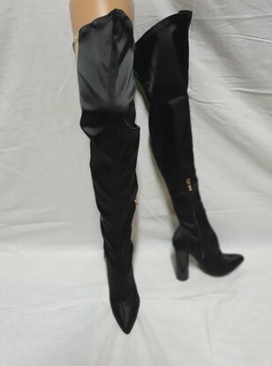 schwarz Stiefel