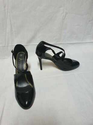 sandales noires à talon
