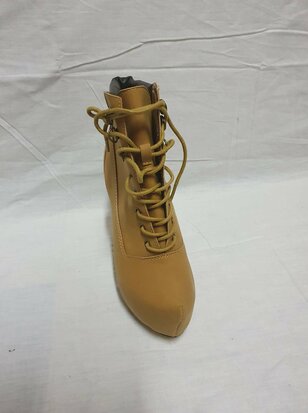 Brown ankle boots 