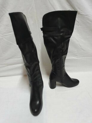 schwarz Stiefel 
