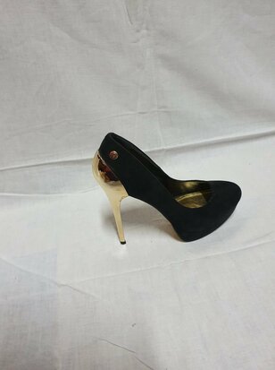 black high heels with gold heel