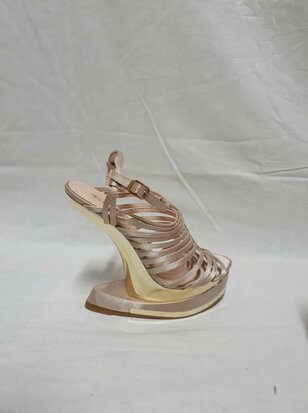 licht roze sandalen hakken