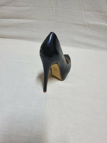 Black High heels