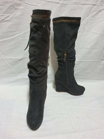 black boots