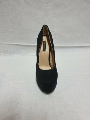 black high heels