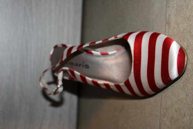 tamaris rood-witte hakken