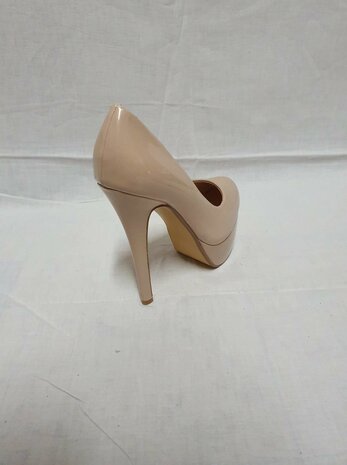 beige hoge hakken