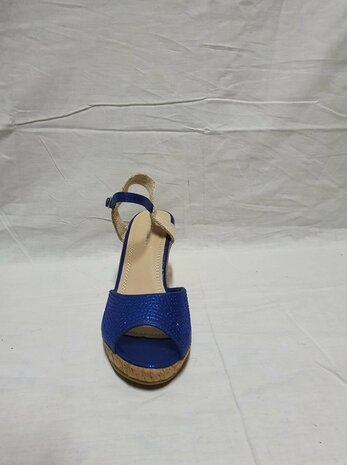 blue sandals with heel