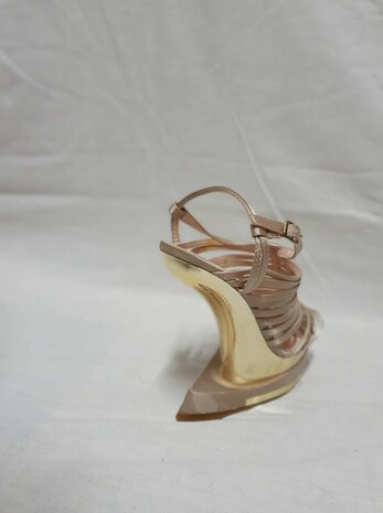licht roze sandalen hakken