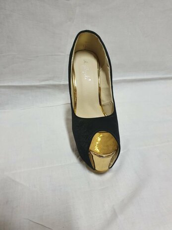 black high heels with gold heel