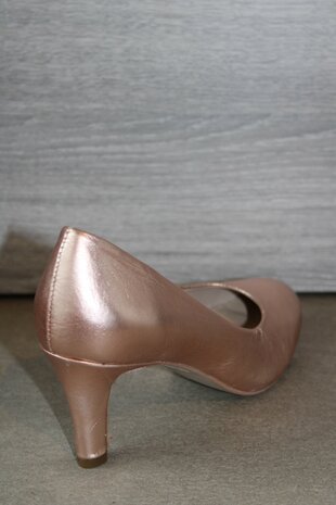 chaussures à talons dorées de la marque Bull Boxer