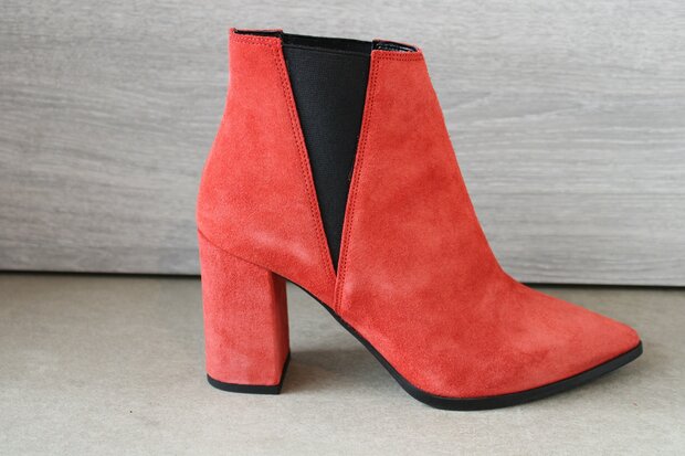 Rote Ankle Boots