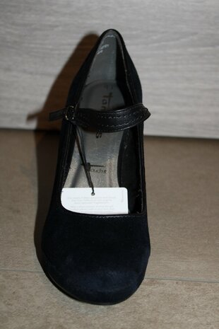 black heels brand Tamaris