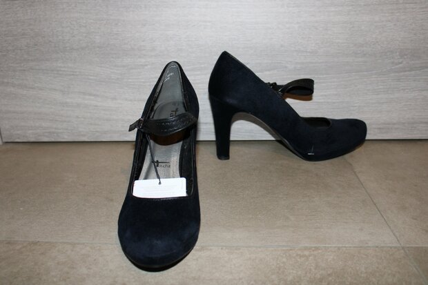 black heels brand Tamaris
