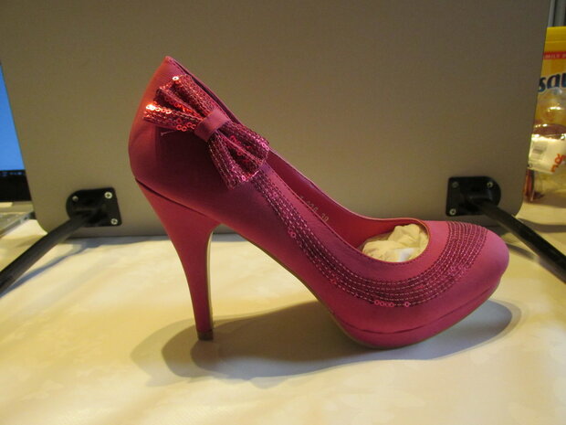 roze hakken met strik en glitter Barbie